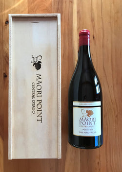 Magnum 2015 Maori Point Grand Reserve Pinot Noir - Professors' Block